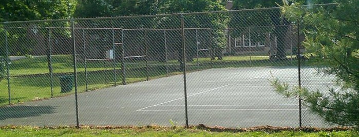 Elmington Park is one of The 13 Best Places for Tennis in Nashville.