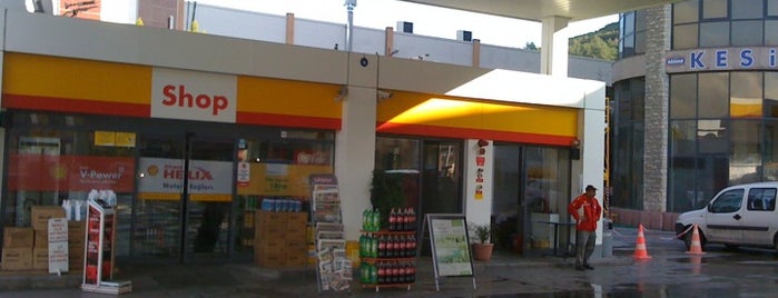 Shell is one of Lugares favoritos de Serbay.