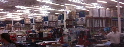 Sam's Club is one of ᴡさんのお気に入りスポット.