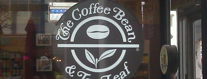 The Coffee Bean & Tea Leaf is one of Locais curtidos por Andrea.