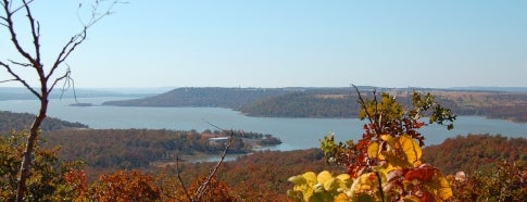 Arrowhead State Park is one of State Parks.