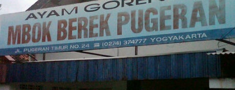 Ayam Goreng Mbok Berek Pugeran is one of Kuliner.