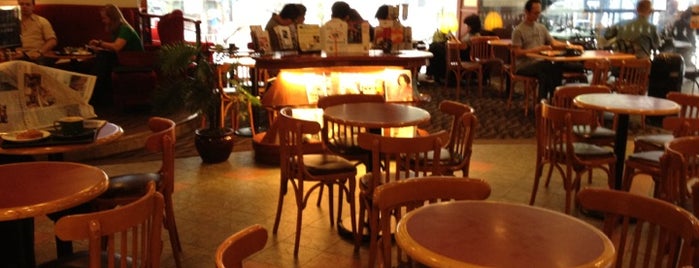 Pacific Coffee is one of Che’s Liked Places.