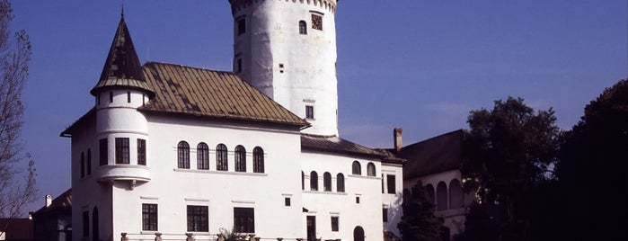 Budatínsky hrad is one of Múzeá na Slovensku / Museums in Slovakia.