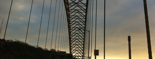 West End Bridge is one of Mollie’s Liked Places.