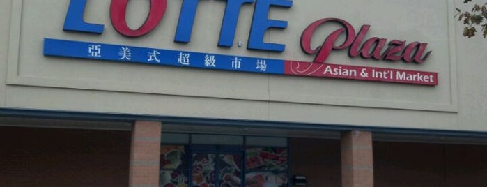 Lotte Plaza is one of Aaronさんのお気に入りスポット.