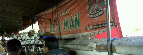 Angkringan Lek Man is one of Daerah Istimewa Yogyakarta. Indonesia.