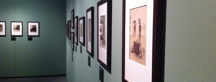 Nederlands Fotomuseum is one of Locais curtidos por Janouke.