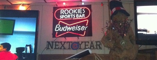 Rookies Sports Bar is one of D-port.