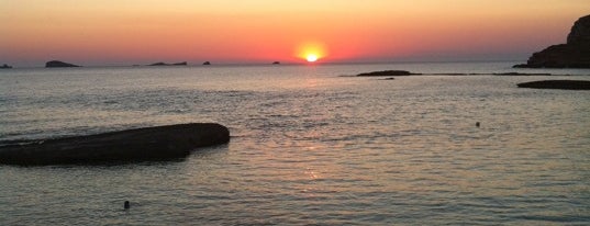 Sunset Ashram is one of elsueñodeibiza.