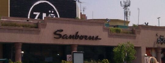 Sanborns is one of Tempat yang Disukai carlos.