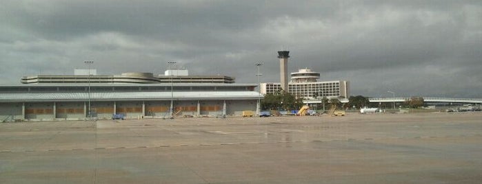 Tampa International Airport (TPA) is one of Airports I've flown thru.