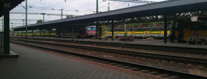 Sopron vasútállomás is one of Pályaudvarok, vasútállomások (Train Stations).