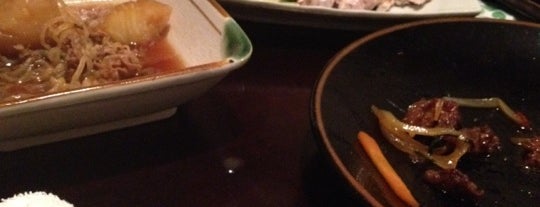 Izakaya bar Yakumo is one of Best sushi.
