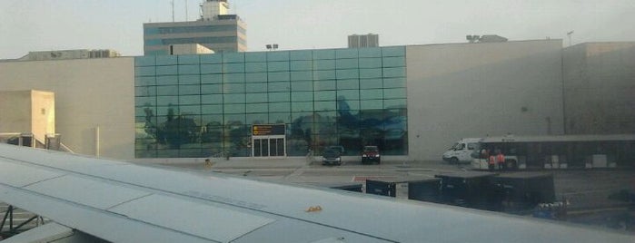 Jorge Chávez Uluslararası Havalimanı (LIM) is one of Airports - worldwide.