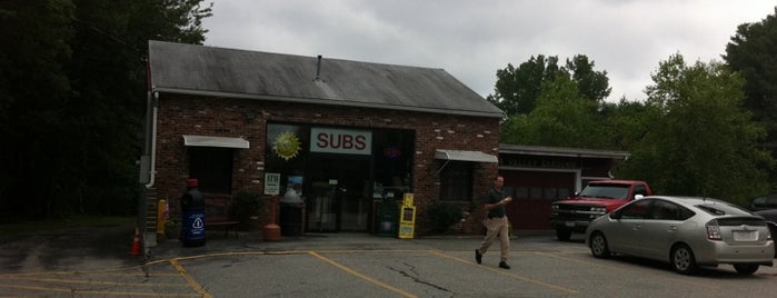 Sun Valley Subs is one of Davidさんのお気に入りスポット.