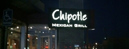 Chipotle Mexican Grill is one of Dee's Saved Places.