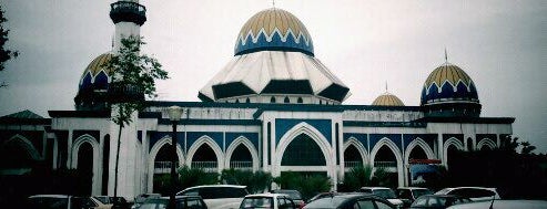 Masjid Kolej Islam Pahang Sultan Ahmad Shah is one of Masjid.