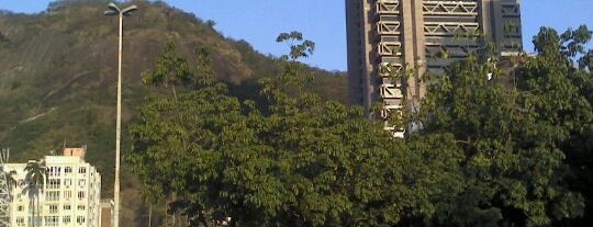 Bowl is one of As 10 melhores pistas de Skate do Rio de Janeiro.