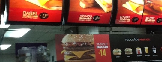 McDonald's is one of Posti che sono piaciuti a Matias.