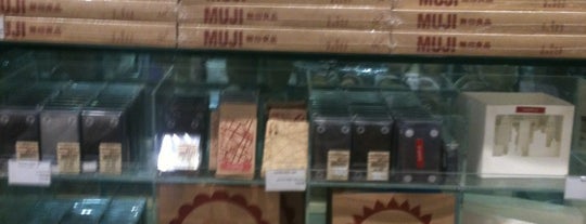 MUJI 無印良品 is one of Bleh!.