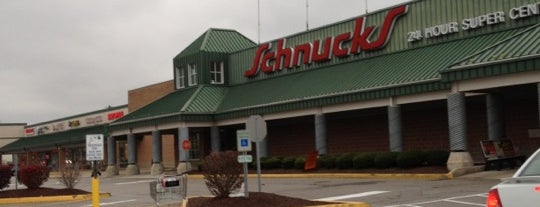 Schnucks Edwardsville Pharmacy is one of สถานที่ที่ Aydın ถูกใจ.