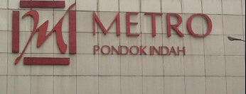 Pondok Indah Mall is one of Kongkow Places.