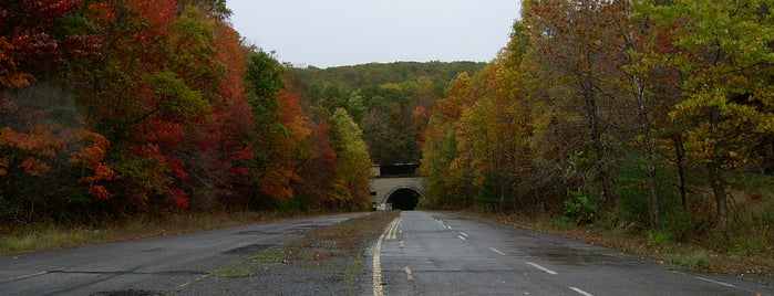 Abandoned Pennsylvania Turnpike is one of Places to Run.