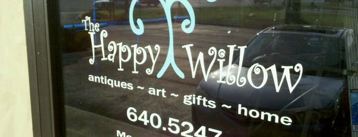 The Happy Willow is one of Antiques and Jukin'.