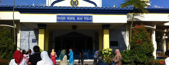Masjid Negeri Arau is one of Masjid Negara, Negeri & Wilayah Persekutuan.