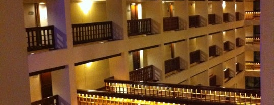 Cinnamon Grand Colombo is one of Hoteles Estrella.