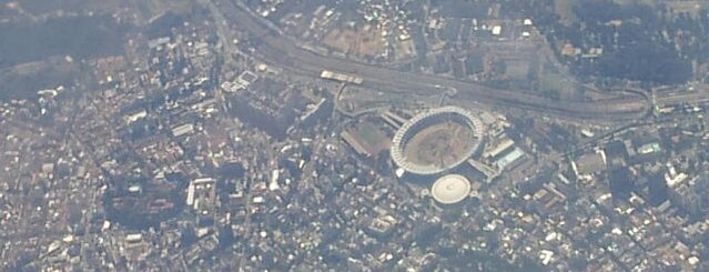 Stade Maracanã is one of Grande rio.