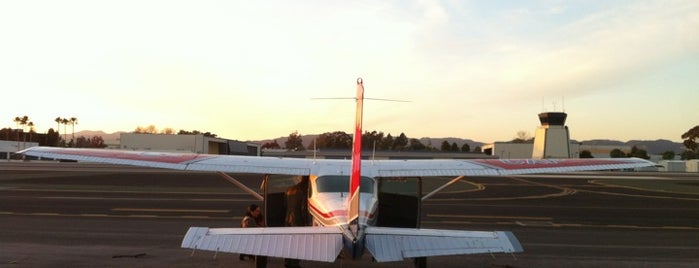 Santa Monica Airport (SMO) is one of Planespotting.