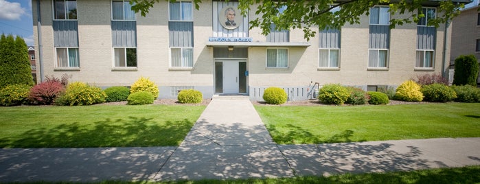 Lincoln House is one of On-Campus Living.