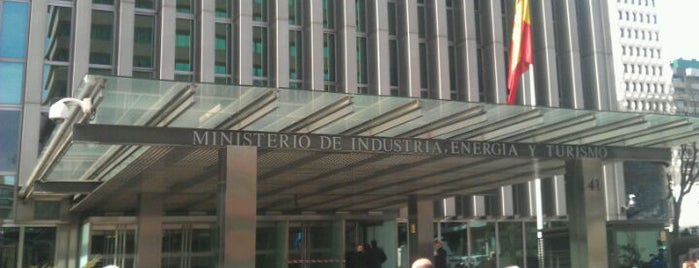 Ministerio de Industria, Energía y Turismo is one of Madrid: Administración Pública.