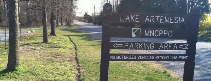 Lake Artemesia Park Entrance is one of Get me outdoors!.