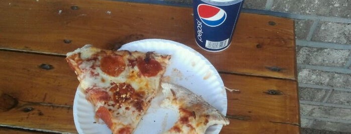 Main Street Pizza is one of My fav places to eat..