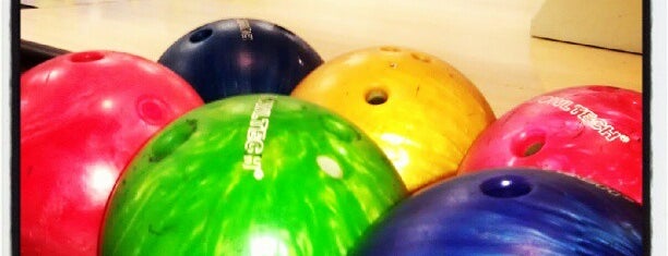 Piazza Bowling is one of SPANESS 님이 좋아한 장소.