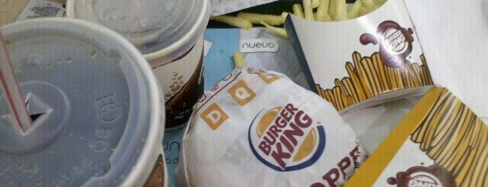 Burger King is one of สถานที่ที่ Karina ถูกใจ.