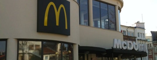 McDonald's is one of Locais onde estive.