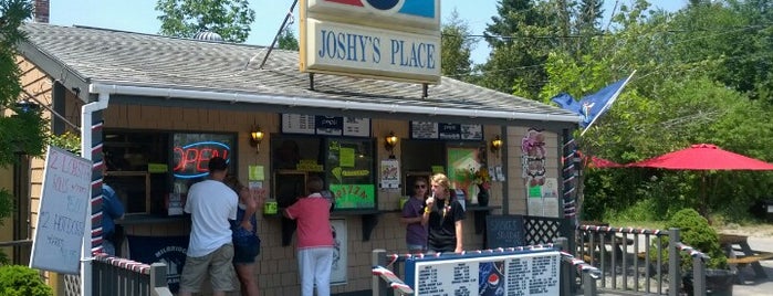 Joshy's Place is one of สถานที่ที่ Karla ถูกใจ.