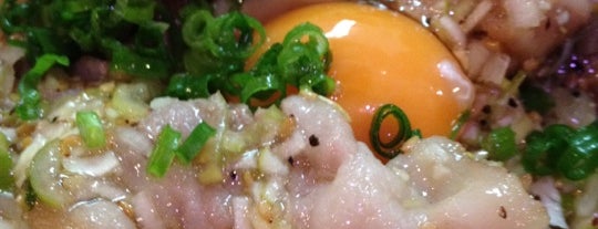 有楽町食肉センター 美豚 biton is one of Top picks for Ramen or Noodle House.
