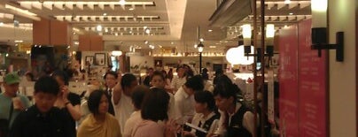 Din Tai Fung is one of The Best of Best Food in Taiwan.