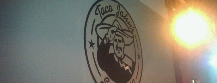 Taco John's is one of Tempat yang Disukai Becky.