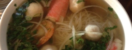 Pho-Licious Vietnamese Kitchen is one of Posti che sono piaciuti a Paul.