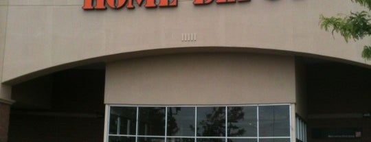 The Home Depot is one of สถานที่ที่ Evie ถูกใจ.