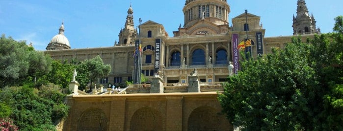 Museo Nacional de Arte de Cataluña is one of Museus de Barcelona.