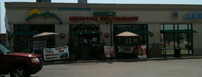Monterrey Mexican Resturant is one of สถานที่ที่ Angela ถูกใจ.