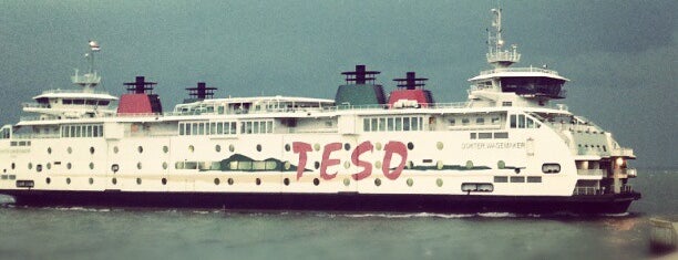TESO-Veerboot Texel → Den Helder is one of Locais curtidos por Monika.