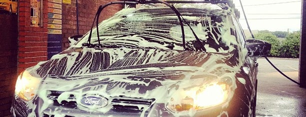 Whiz Car Wash is one of Posti che sono piaciuti a Sherri.